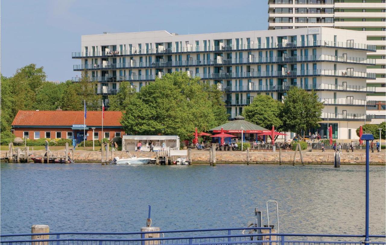 Cozy Apartment In Luebeck Travemuende With Sauna Bagian luar foto