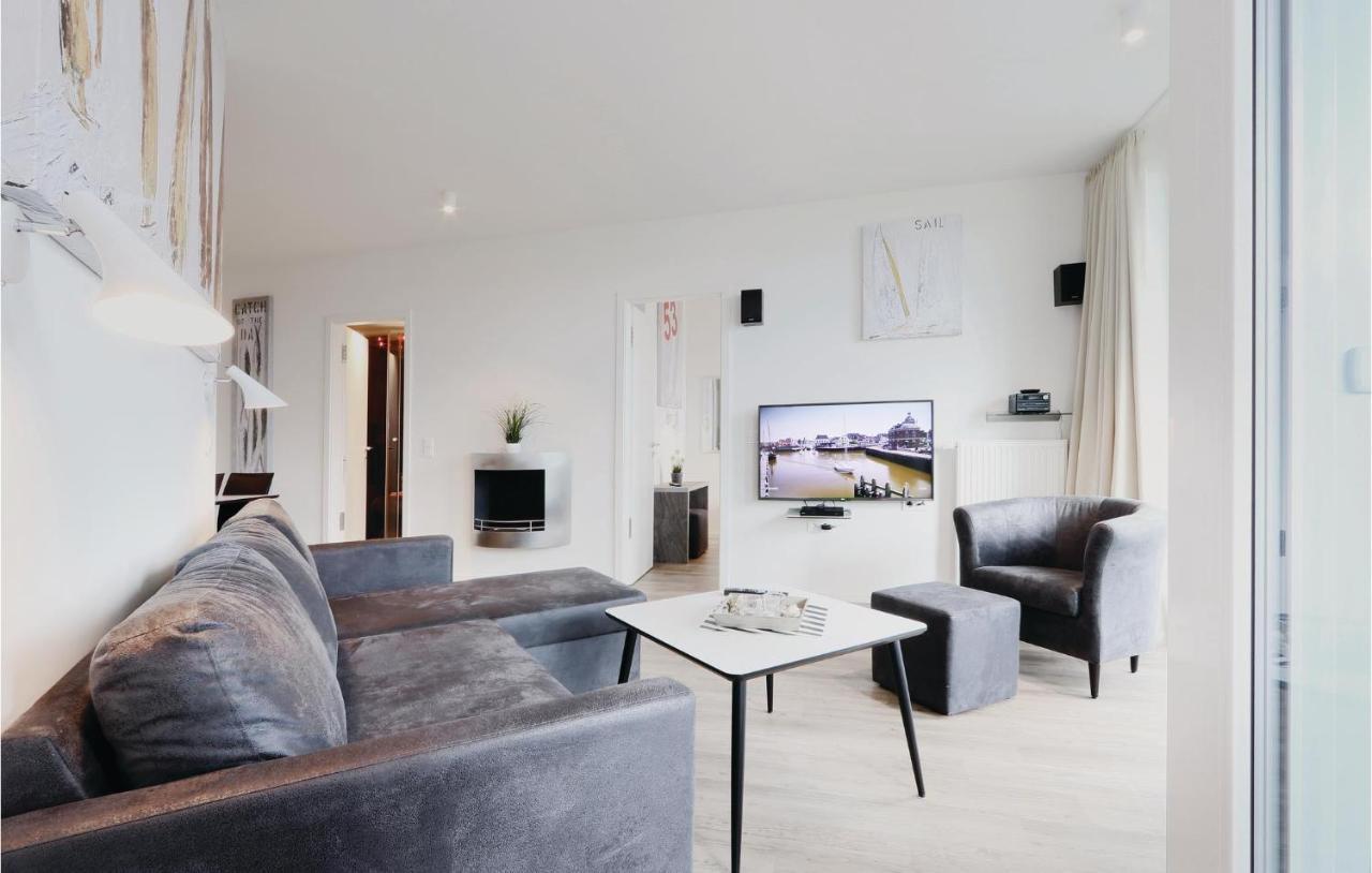 Cozy Apartment In Luebeck Travemuende With Sauna Bagian luar foto