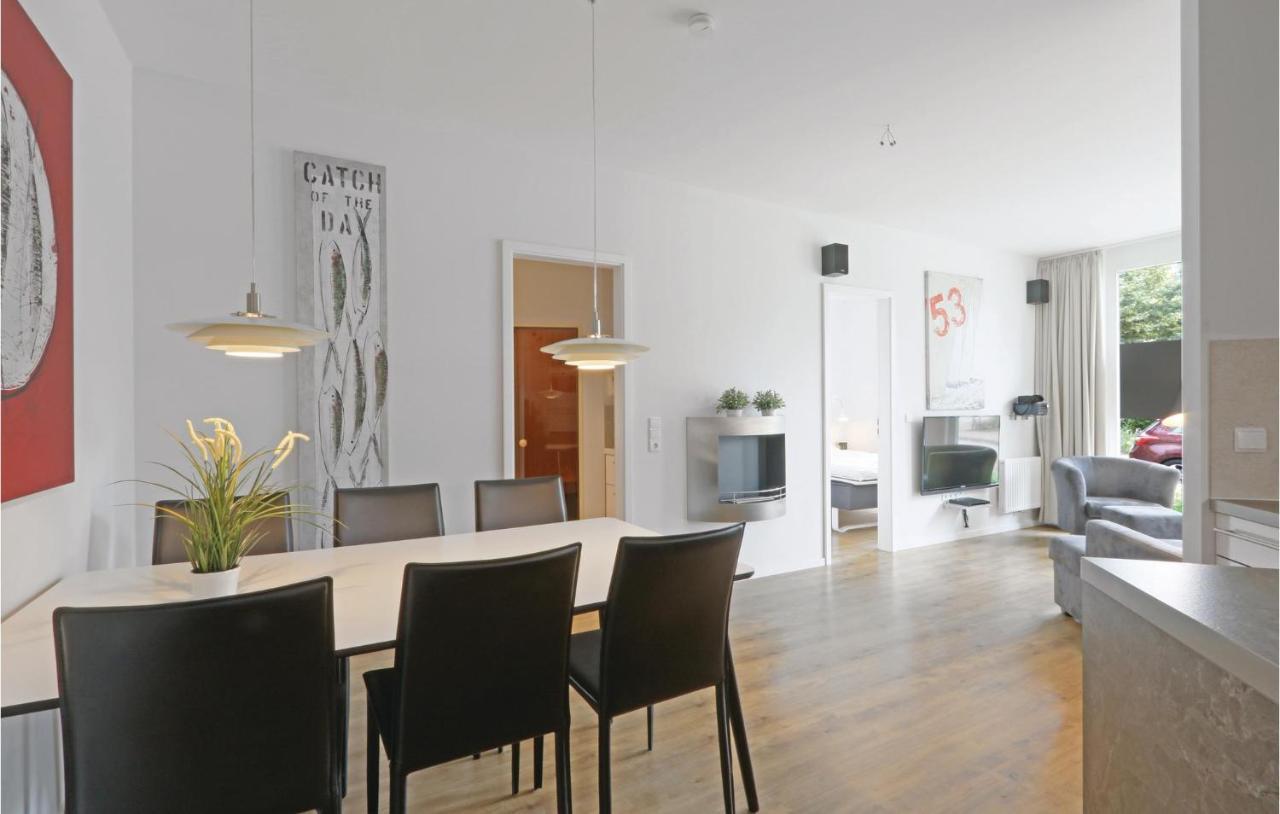Cozy Apartment In Luebeck Travemuende With Sauna Bagian luar foto