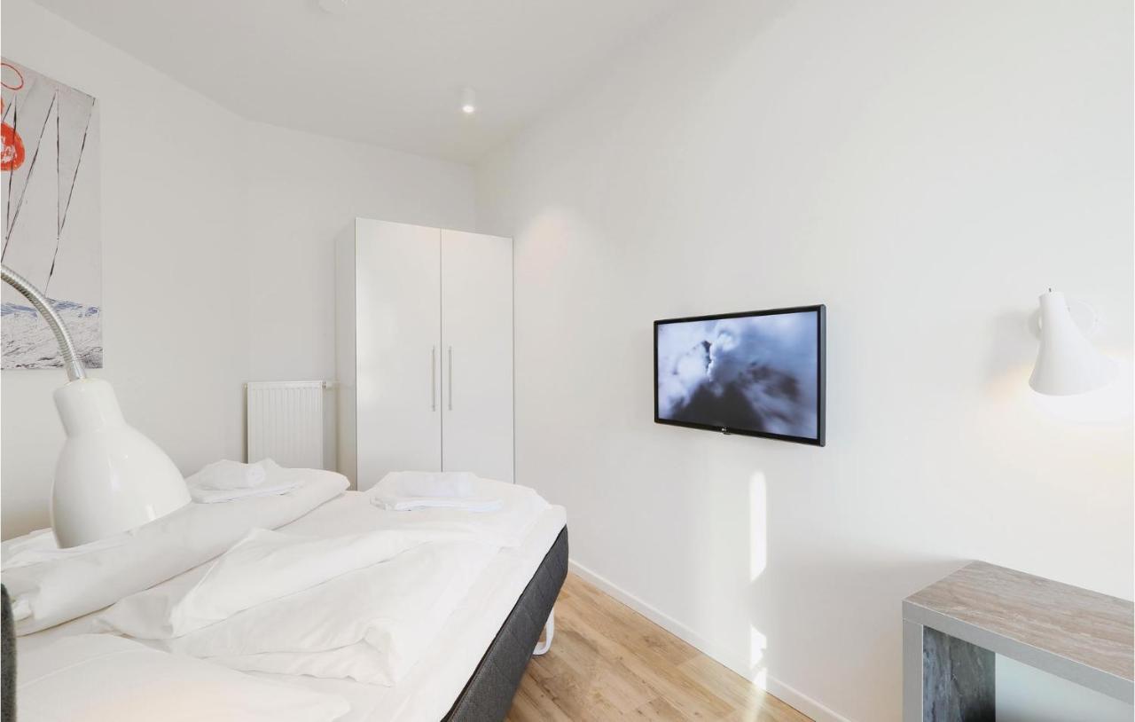Cozy Apartment In Luebeck Travemuende With Sauna Bagian luar foto